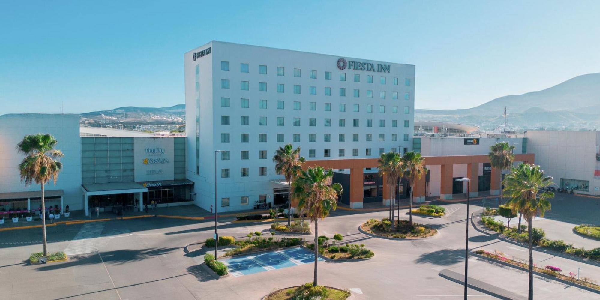 Fiesta Inn Tepic Bagian luar foto